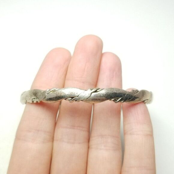 Vintage Silver Tone Wavy Design Bangle Bracelet, Signed Mexico, Stacking Estate - Picture 5 of 6